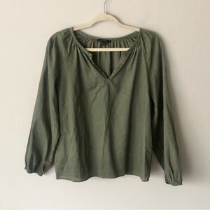 Banana Republic Green V-Neck Blouse, 100% Cotton Size Small